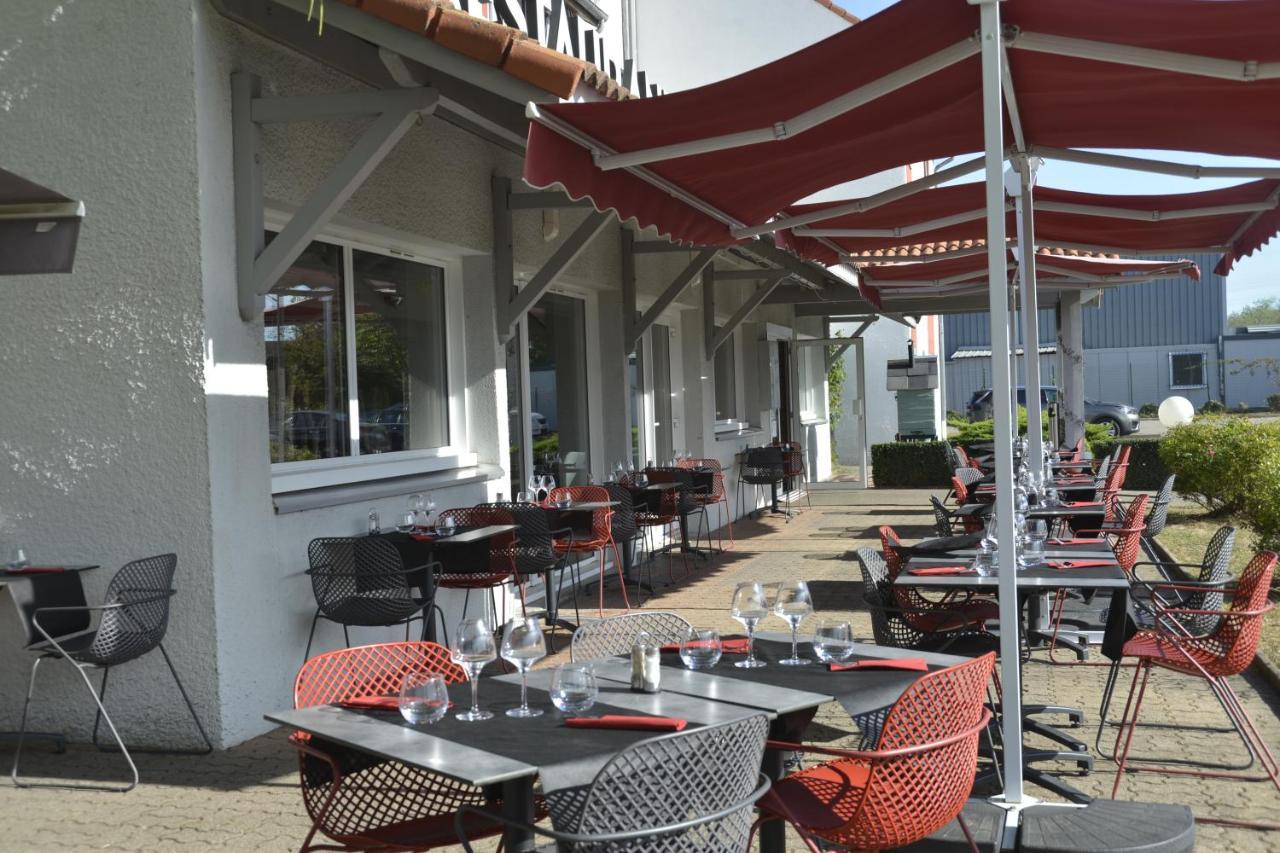 Logis Cris Hotel Et Restaurant, Lyon Sud-Est Corbas Exterior photo